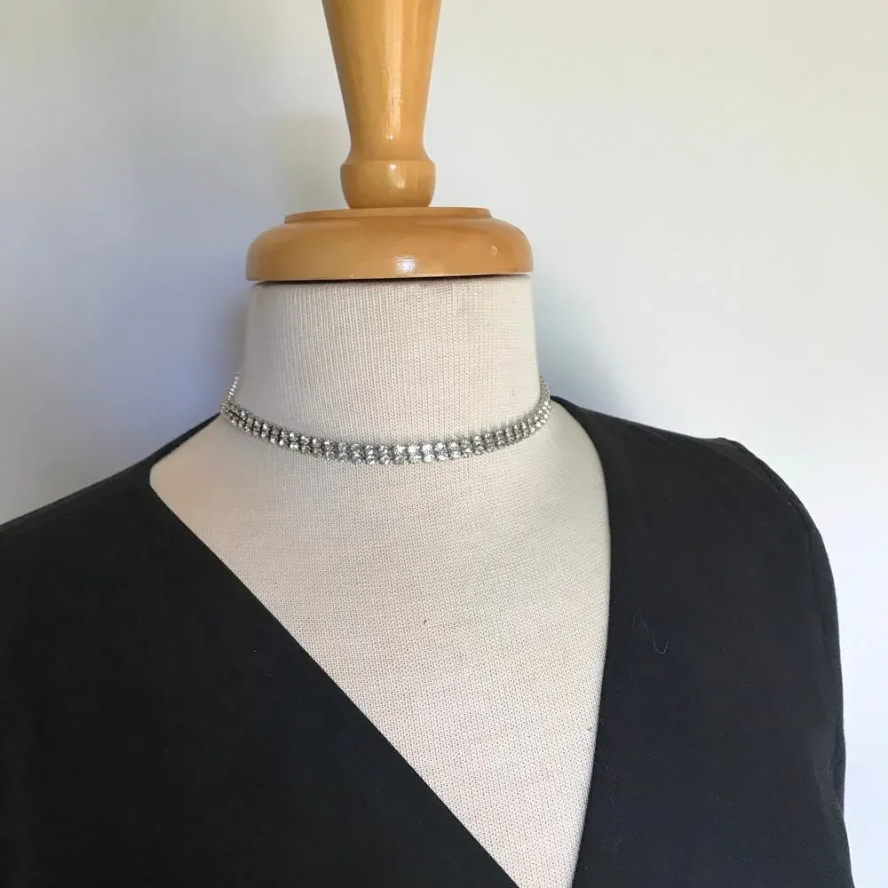 Sturdy double-strand rhinestone choker necklace (14.5